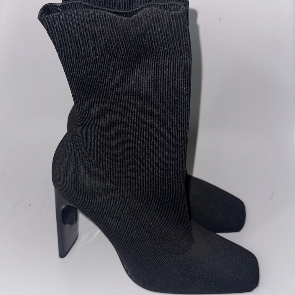 Zara Black Ribbed Heeled Boots
